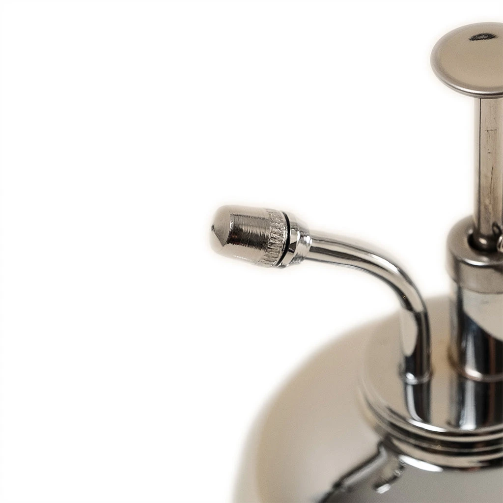 Front Page -PlantVibe Shop Haws Smethwick Spritzer in Nickel Close Up